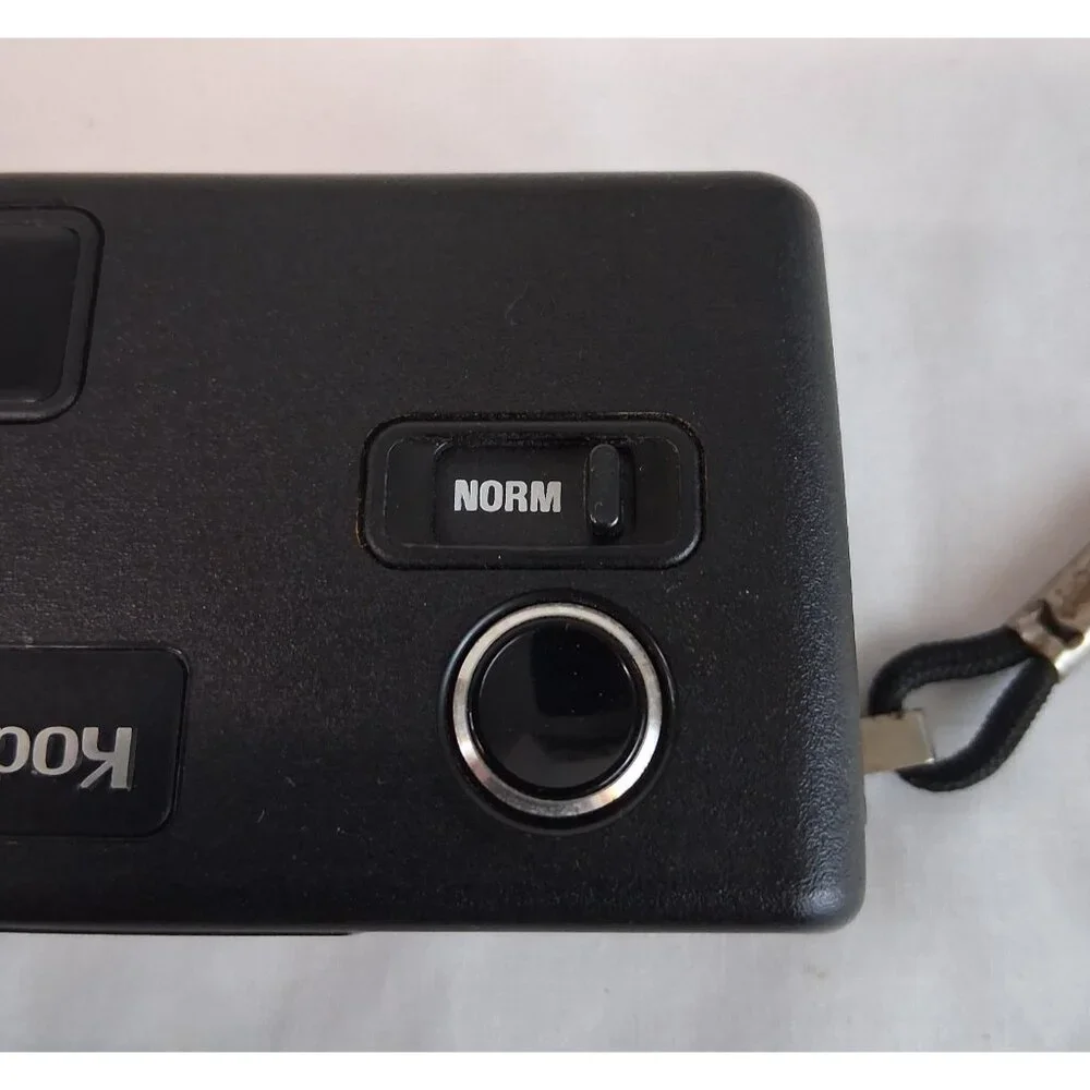 VTG Kodak Tele-Ektra 1 110 Film Camera 22mm/44mm Dual Lens Strap Untested Clean